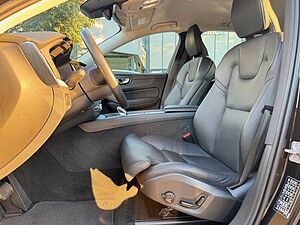 Volvo  B4 D AWD Geartronic INSCRIPTION-AHK-Sthzg-