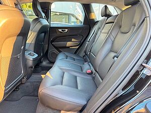 Volvo  B4 D AWD Geartronic INSCRIPTION-AHK-Sthzg-