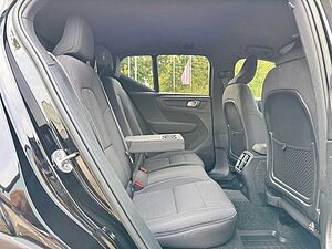 Volvo  Recharge Single Motor PLUS - AHK - Sthzg -