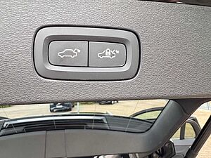 Volvo  B4 D Geartr. CORE - AHK - Sthzg - Pilot -Cam