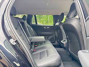 Volvo  B4 D Geartr. CORE - AHK - Sthzg - Pilot -Cam