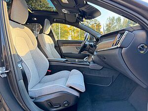 Volvo  T6 AWD Geartronic INSCRIPTION-AHK-Pano-360-