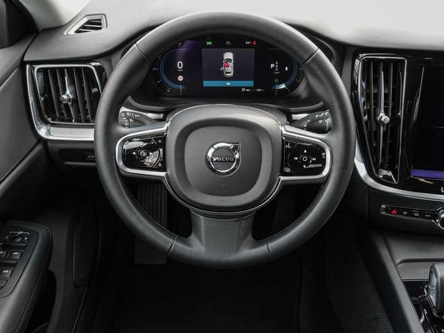 Volvo  B4 AWD Plus Sthz. LED