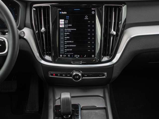 Volvo  B4 AWD Plus Pano Sthz ,360Grad