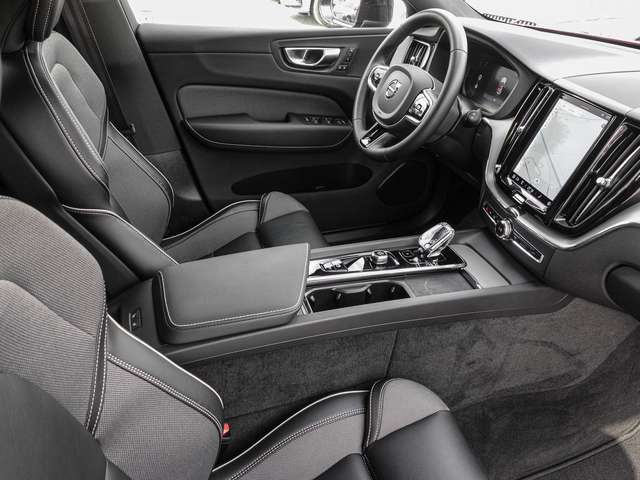 Volvo  R Design T8 Twin Engine AWD