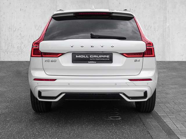 Volvo  Plus Dark 2WD ACC EL. HECK