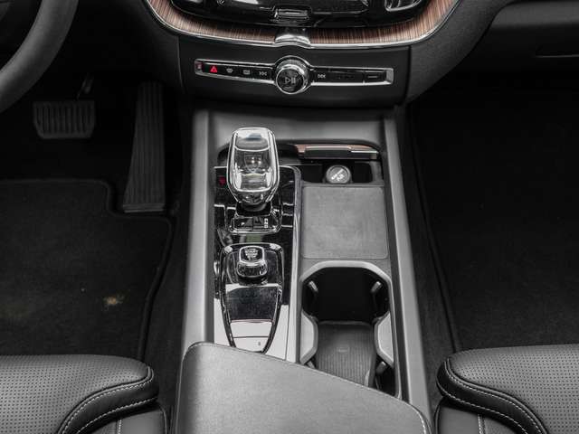 Volvo  T8 AWD Ultimate Bright Plug-In Sthz. Head UP LED