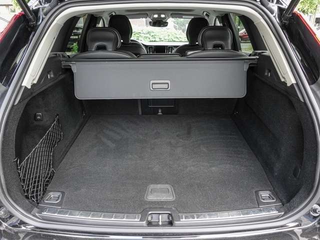 Volvo  T8 AWD Ultimate Bright Plug-In Sthz. Head UP LED