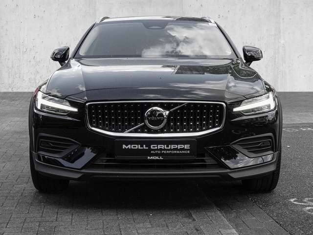 Volvo  B4 AWD Plus Kamera LED