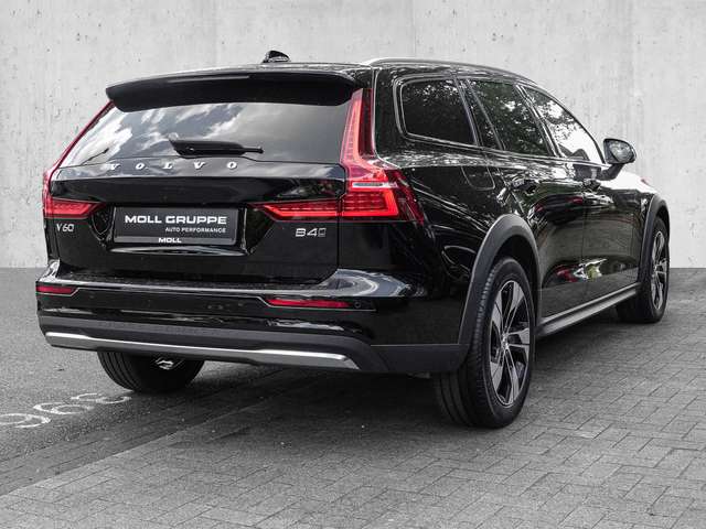 Volvo  B4 AWD Plus Kamera LED