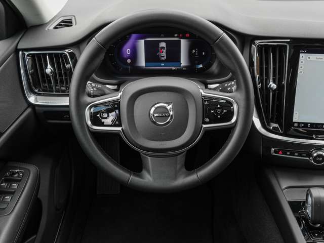 Volvo  B4 AWD Plus 'Pano LED