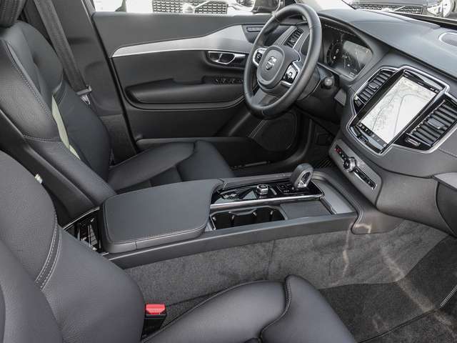 Volvo  T8 AWD Plus Bright KEYLESS