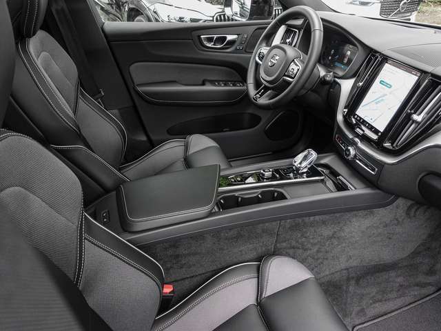 Volvo  T6 AWD Plus Dark MATRIX ACC AUT EL. HECK