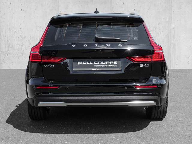 Volvo  B4 AWD Plus LED 4xShz