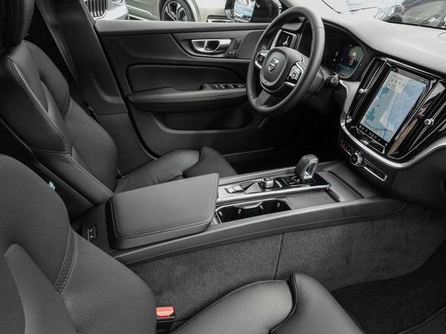 Volvo  B4 AWD Plus LED 360Grad