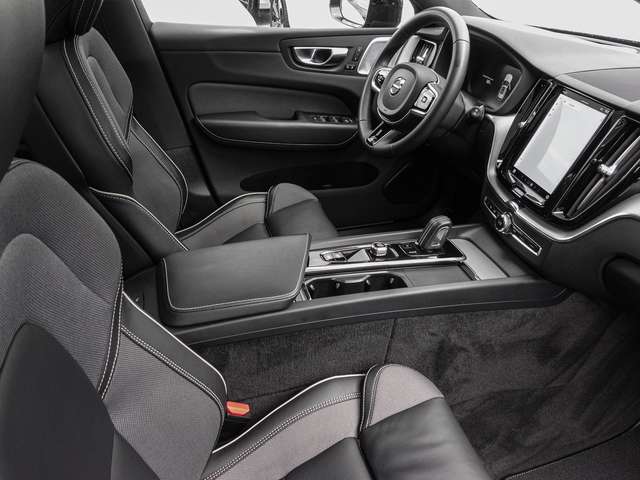 Volvo  T6 Twin Engine AWD R Design Plug