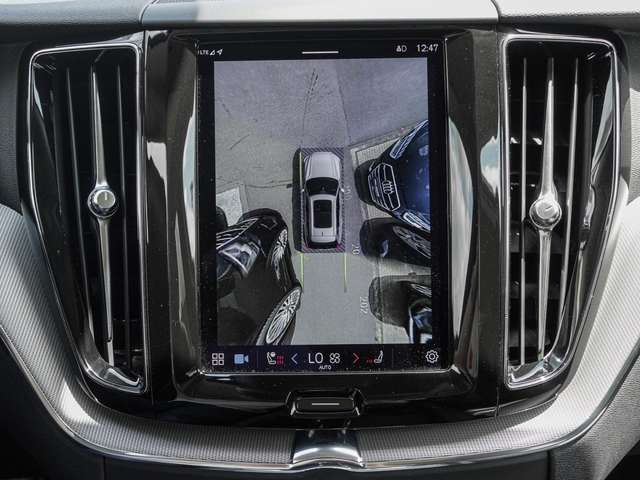 Volvo  T8 Twin Engine AWD R Design Plug-In