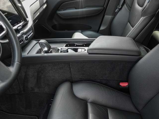 Volvo  T8 Twin Engine AWD R Design Plug-In