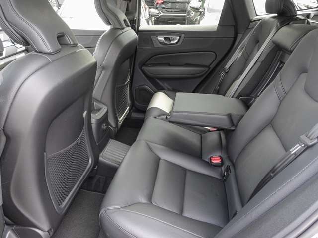 Volvo  T8 Twin Engine AWD R Design Plug-In