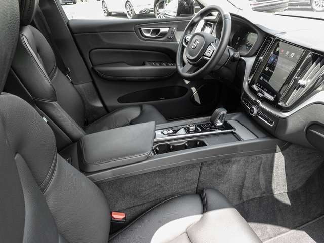 Volvo  T8 Twin Engine AWD R Design Plug-In