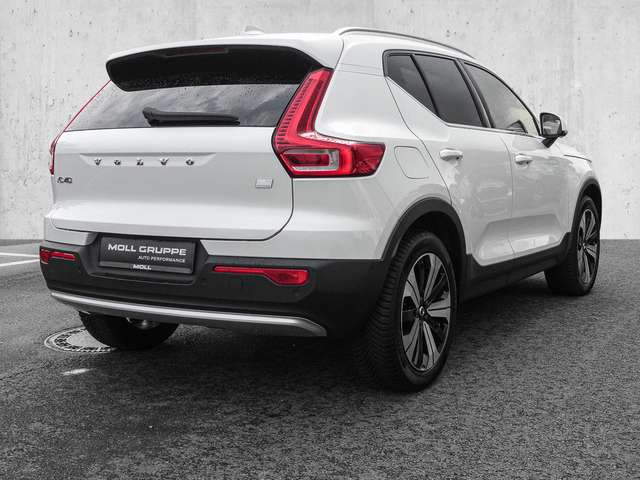 Volvo  T4 2WD Core Plug-In Recharge AHK LED 360Grad