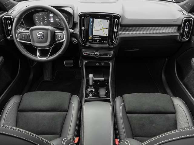Volvo  T4 TwinEng 2WD R-Design Plug-In