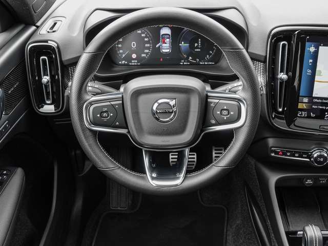 Volvo  T4 TwinEng 2WD R-Design Plug-In