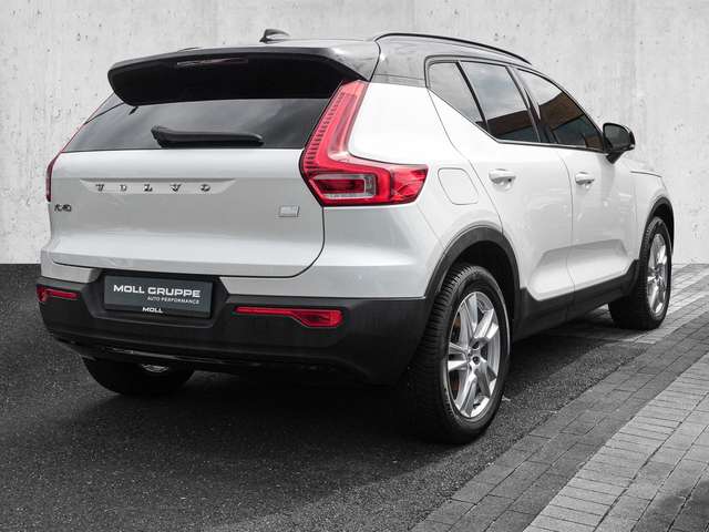 Volvo  T4 TwinEng 2WD R-Design Plug-In
