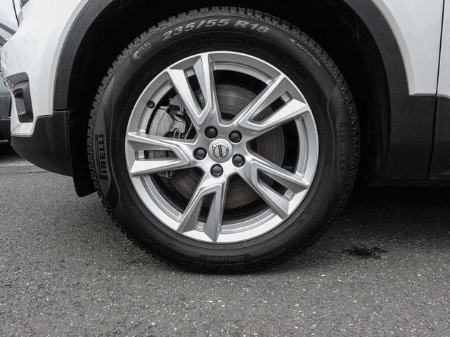 Volvo  T4 TwinEng 2WD R-Design Plug-In