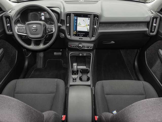 Volvo  T4 2WD Essential Plug-In LED Kamera