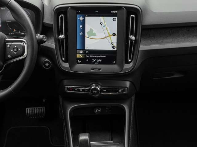 Volvo  T4 2WD Essential Plug-In LED Kamera