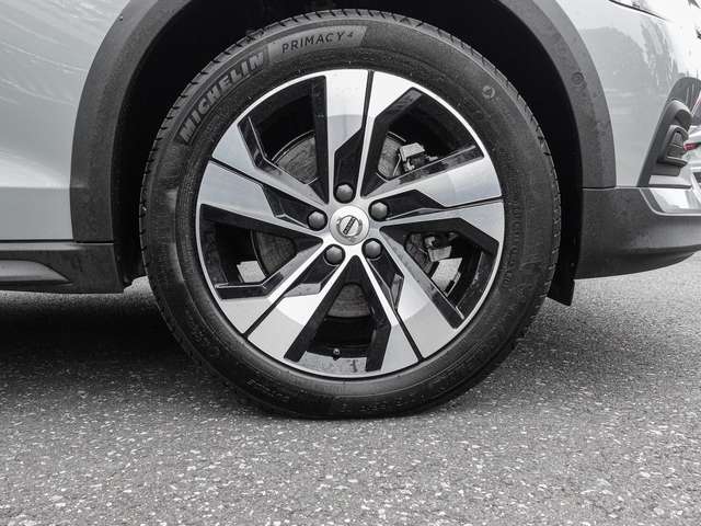 Volvo  B4 AWD Plus 4xSHZ LED Kamera
