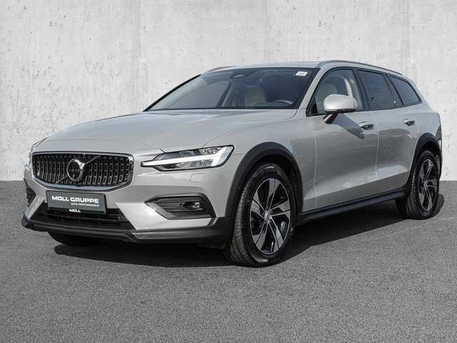 Volvo  B4 AWD Plus Pano LED 360Grad