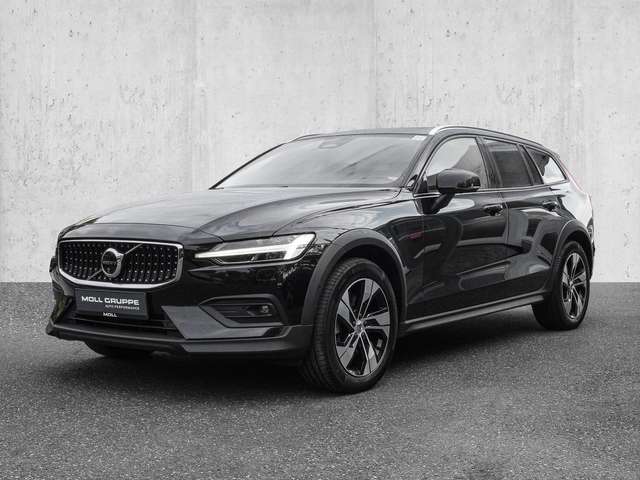 Volvo  B4 AWD Plus Pano Harman/Kardon 360Grad