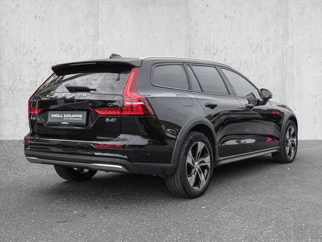 Volvo  B4 AWD Plus Pano Harman/Kardon 360Grad