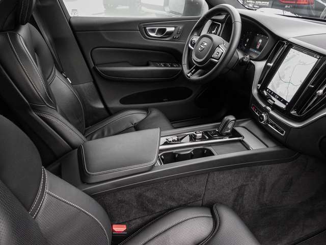 Volvo  XC 60 T8 Twin Engine AWD R Design Plug-In Pano Sth