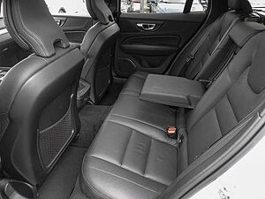 Volvo  B4 AWD Plus Pano Sthz ,360Grad