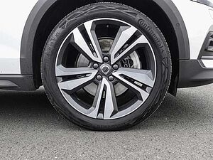Volvo  B4 AWD Plus Pano Sthz ,360Grad
