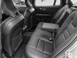 Volvo  B4 (Diesel) AWD Pro Navi Kamera