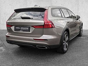 Volvo  B4 (Diesel) AWD Pro Navi Kamera