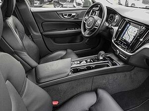 Volvo  B4 (Diesel) AWD Pro Navi Kamera