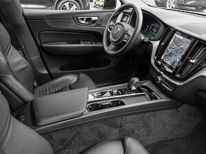 Volvo  Plus Dark 2WD ACC EL. HECK