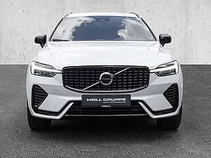 Volvo  B4 2WD Dark Plus EL. HECK AHK LED