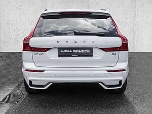 Volvo  B4 2WD Dark Plus EL. HECK AHK LED