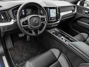 Volvo  B5 AWD R-Design AHK LED