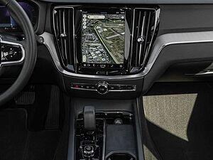 Volvo  B4 AWD Plus ACC LED