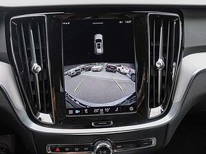 Volvo  B4 AWD Plus ACC Harman/Kardon