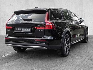 Volvo  B4 AWD Plus Kamera LED