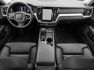 Volvo  B4 AWD Plus 'Pano LED