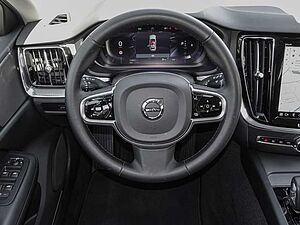 Volvo  B4 AWD Plus LED 4xShz